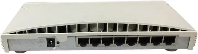 Main image of 3Com OfficceConnect 8 Port Gigabit Switch 3C1670800B