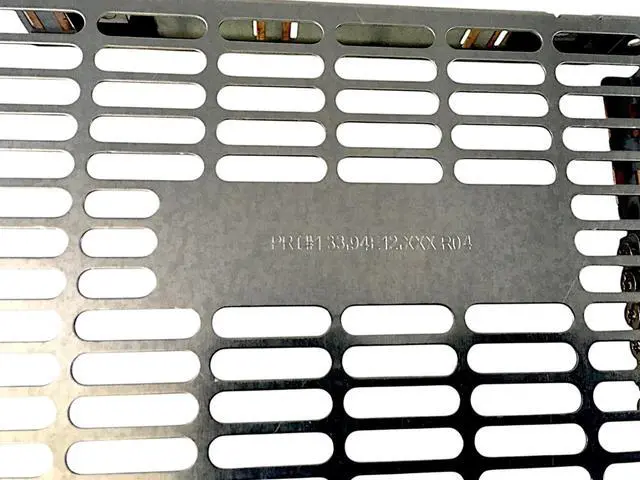 Alt view image 5 of 7 - 133-94E12-XXX R04 HP ProLiant DL140 G2 G3 SATA Hard Drive Tray Only
