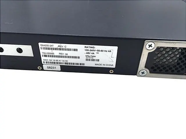 Alt view image 5 of 7 - Juniper EX 4200 Series EX4200-24T 8PoE 24 Port 750-033065 w/ Rack Mount Ears