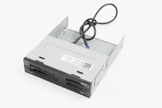 Main image of Dell Inspiron 580s CRDL02-03 Media Card Reader 082CF5 82CF5