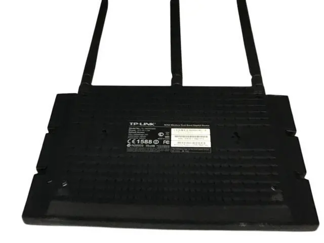 Alt view image 5 of 6 - TP-Link TL-WDR4300 N750 Wireless Dual Band Gigabit Router 12V, w/Adapter