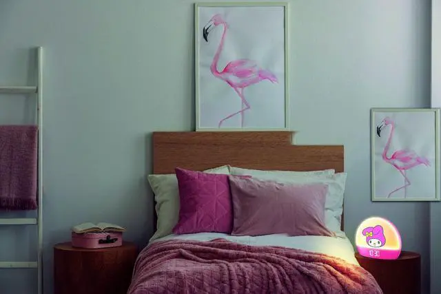 Alt view image 3 of 5 - Hello Kitty Sunrise Alarm Clock