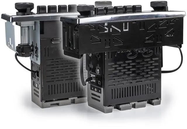 Alt view image 5 of 5 - RetroSound Europa DIN Radio Motor 2