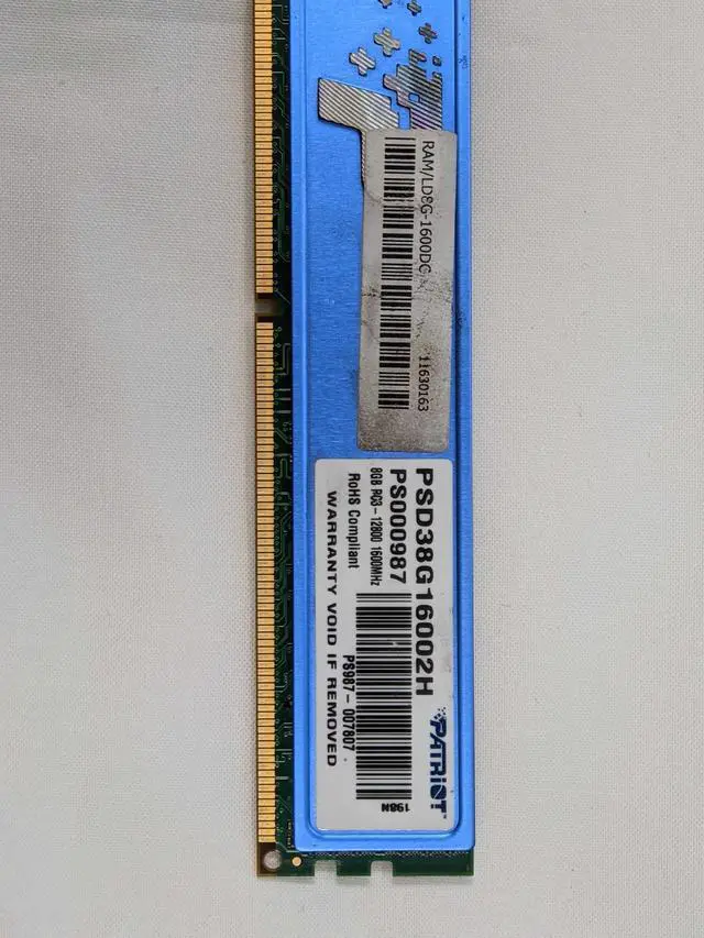 Alt view image 9 of 10 - Patriot Signature 8GB DDR3 1600 (PC3 12800) Desktop Memory Model PSD38G16002H