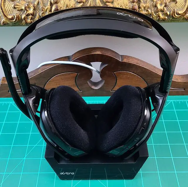 Alt view image 8 of 13 - ASTRO Gaming A50 Wireless + Base Station for PlayStation 5, PlayStation 4 & PC - Black/Silver