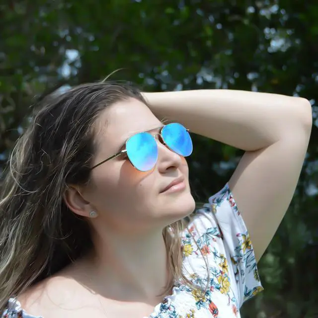 Alt view image 3 of 5 - Avialas Athol Sunglasses, Lentes de sol unisex