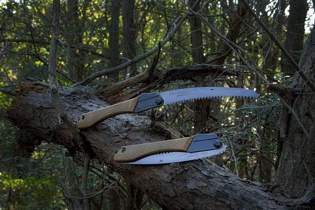 Alt view image 2 of 7 - Silky Gomboy Curve 240mm Outback Edition Folding Saw Large Teeth 752-24