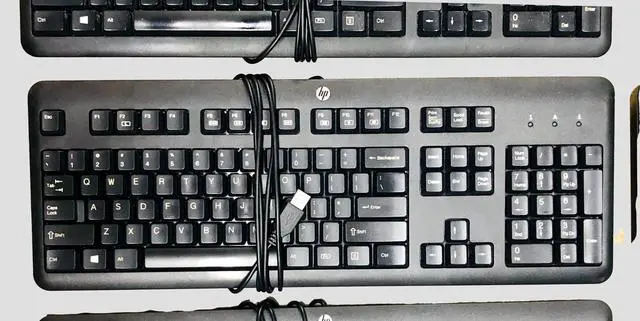 Alt view image 3 of 4 - Lot of 10 HP Black Keyboard KU-1156 672647-003