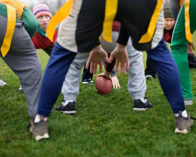 Alt view image 2 of 7 - MIUONO Flag Football Belts for Youth Adult and Kids, Triple Flag Football Set, 14 players