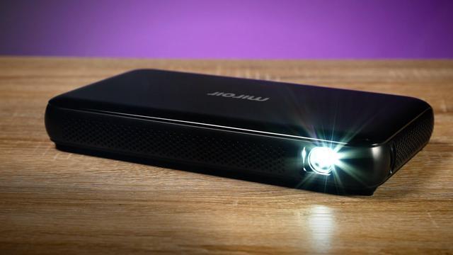 Alt view image 4 of 9 - Miroir M600 Full HD Pro 1080p Projector, USB - C Video, HDMI, Battery-Powered, for iPad; MacBook, and Android, Rechargeable battery, 4K input resolution