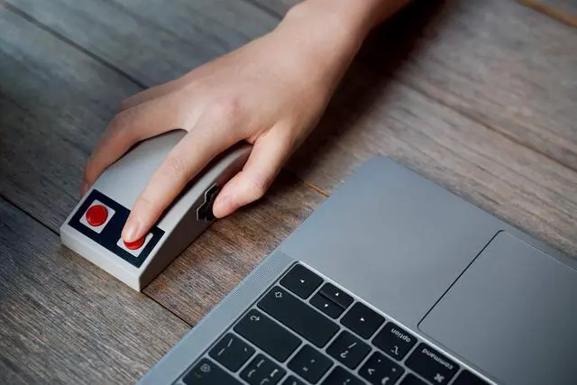 Alt view image 4 of 7 - 8Bitdo N30 2.4Ghz Wireless Mouse for Windows and Mac PC DVD