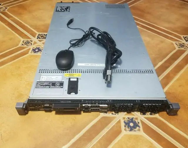 Main image of Dell PowerEdge R610 Server / 2x E5620 2.40GHz = 8 Cores / 4GB / 2x 300GB SAS