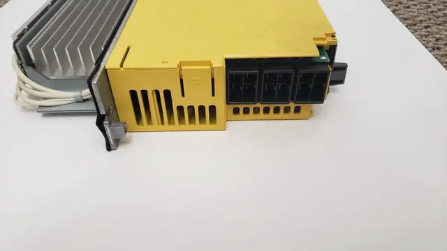 Alt view image 7 of 7 - FANUC A06B-6132-H003-R Servo Amp Module BSVM1-40I/I/O Link Interface
