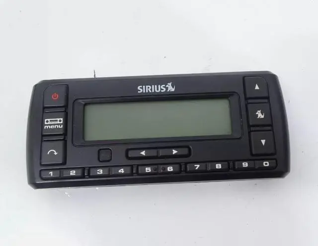 Alt view image 3 of 4 - Sirius Stratus Satellite XM Radio Receiver SV5 SIRIUS Stratus 5