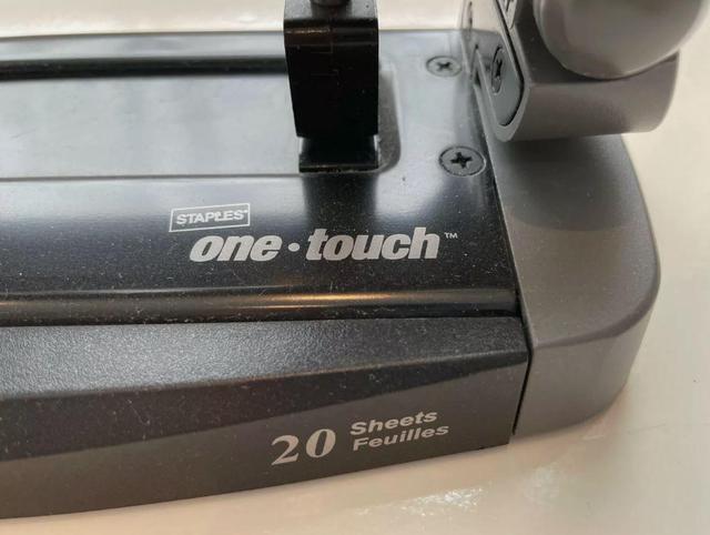 Alt view image 4 of 4 - STAPLES ONE-TOUCH ADJUSTABLE 3-HOLE PUNCH 20 SHEET CAPACITY