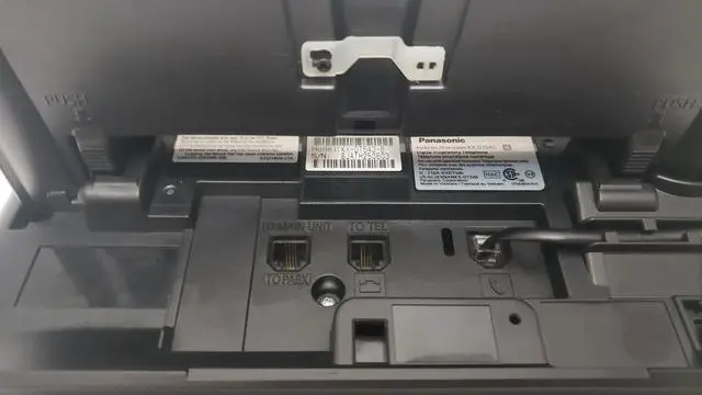Alt view image 5 of 7 - Panasonic KX-DT543 24 Button 3-line Digital Telephone