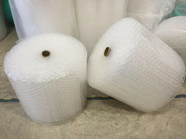 Main image of ZV 1/2" x 24" x 200' 200FT Large Clear Bubble Padding Cushioning Wrap Roll