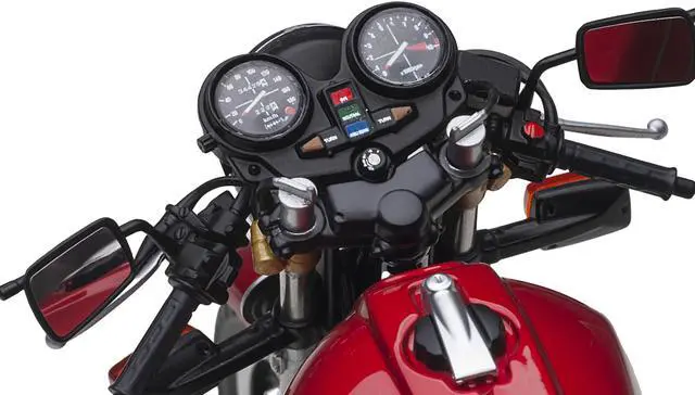Alt view image 7 of 11 - Honda CB750F Motorcycle Red with Helmet "Baribari Legend" (1986) OVA 1/12 Model by Autoart