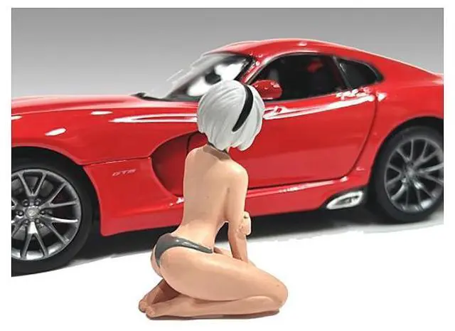 Alt view image 7 of 8 - "Cosplay Girls" Figure 5 for 1/24 Scale Models by American Diorama