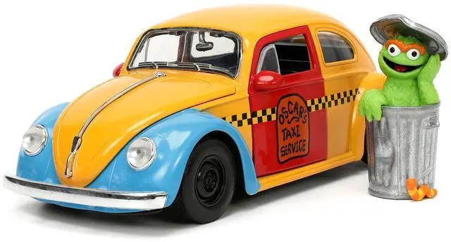 Alt view image 8 of 11 - 1959 Volkswagen Beetle Taxi Yellow and Blue and Oscar the Grouch Diecast Figure "Sesame Street" 1/24 Diecast Model Car by Jada