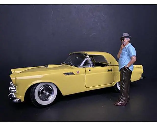 Alt view image 9 of 9 - Weekend Car Show Figurine I for 1/18 Scale Models by American Diorama 38209