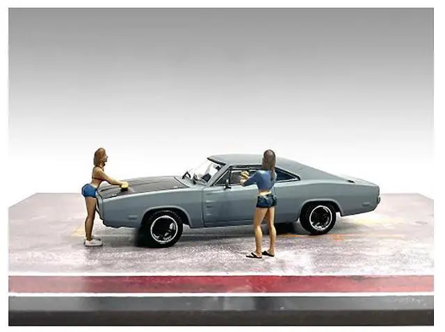 Alt view image 4 of 6 - "Car Wash Girls" Set 2 Jessica and Jennifer 2 Piece Figure Set for 1/43 Scale Models by American Diorama