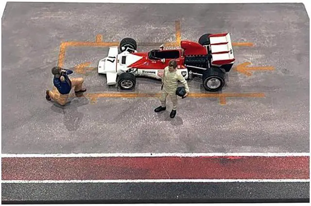 Alt view image 5 of 6 - "Race Day" Two Diecast Figures Set 1 for 1/43 Scale Models by American Diorama