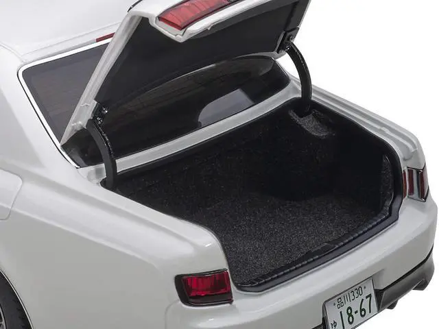 Alt view image 14 of 15 - Toyota Century GRMN RHD (Right Hand Drive) Pearl White 1/18 Model Car by Autoart