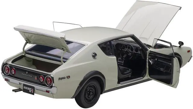 Alt view image 13 of 15 - Nissan Skyline 2000GT-R (KPGC110) RHD (Right Hand Drive) White 1/18 Model Car by Autoart