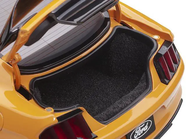 Alt view image 14 of 14 - Ford Mustang Shelby GT-350R Orange Fury Metallic 1/18 Model Car by Autoart