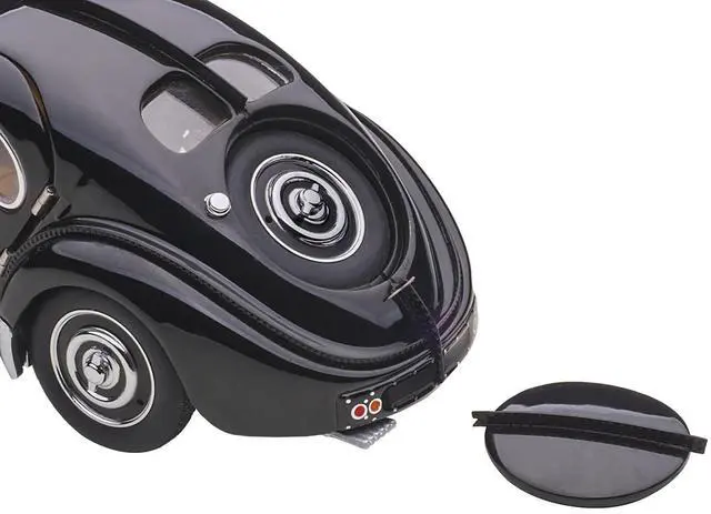 Alt view image 11 of 13 - 1938 Bugatti Type 57SC Atlantic with Disc Wheels Black 1/43 Diecast Model Car by Autoart