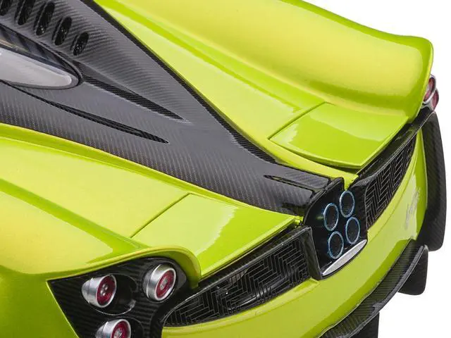 Alt view image 14 of 14 - Pagani Huayra Roadster Verde Firenze Green Metallic and Carbon with Luggage Set 1/18 Model Car by Autoart