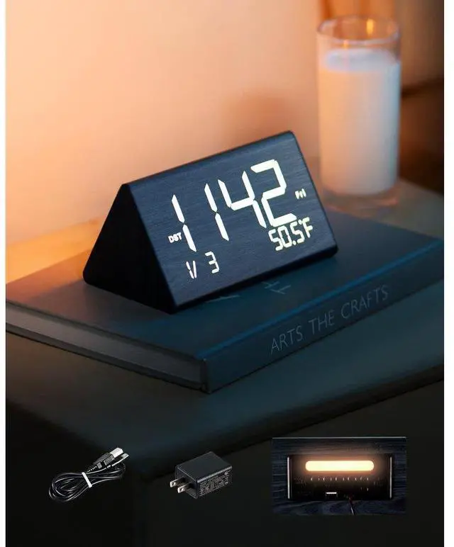 Main image of VEVOR  Digital Alarm Clock with Dual Alarm USB Night Light Desktop Clock Black
