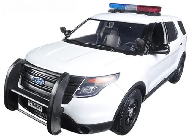 Alt view image 6 of 7 - 2015 Ford Police Interceptor Utility White with Flashing Light Bar and Front and Rear Lights and 2 Sounds 1/24 Diecast Model Car by Motormax