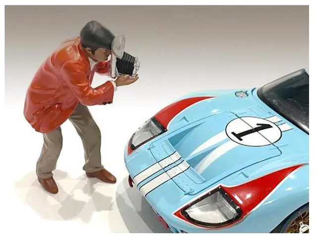 Alt view image 7 of 7 - "Race Day 1" Figurine III for 1/18 Scale Models by American Diorama