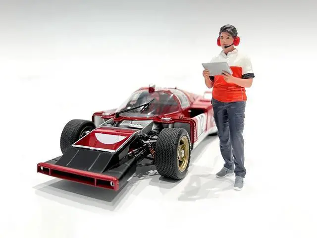 Alt view image 5 of 6 - "Race Crew" Figure #3 for 1/24 scale models by American Diorama