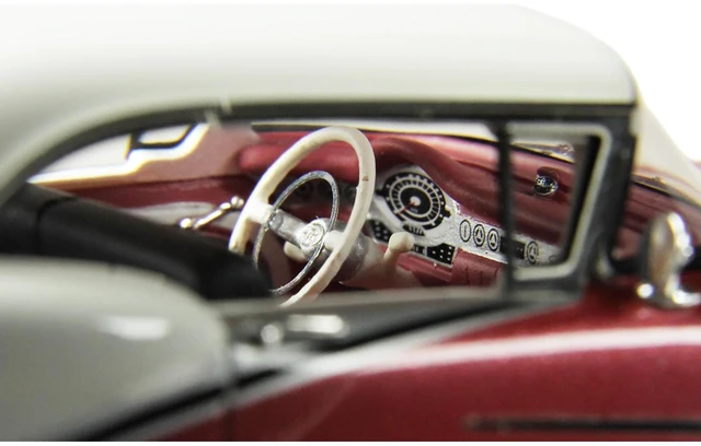 Alt view image 2 of 5 - 1957 Oldsmobile Starfire Royal Glow Red and Alcan White Limited Edition to 200 pieces Worldwide 1/43 Model Car by Goldvarg Collection