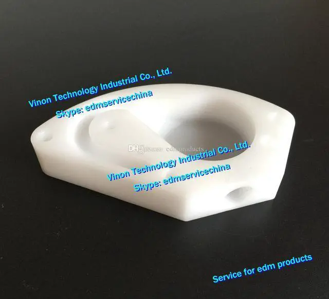 Main image of 200422631 edm Cover for Mill C331, 422.631 Chamber wire removal 135009529,24.54.426,135.009.529 for ROBOFIL 230F,240,330F,440,64