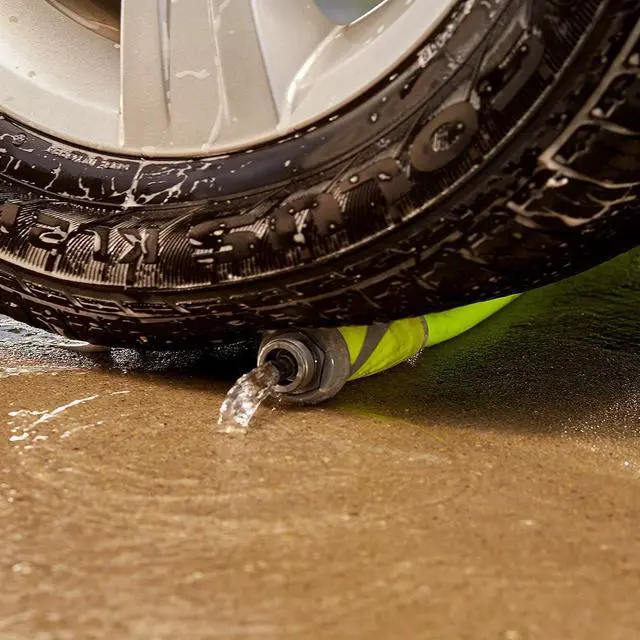 Alt view image 6 of 7 - Flexzilla Garden Hose with SwivelGrip, 5/8 in. x 75 ft., Heavy Duty, Lightweight, Drinking Water Safe, ZillaGreen - HFZG575YWS-E