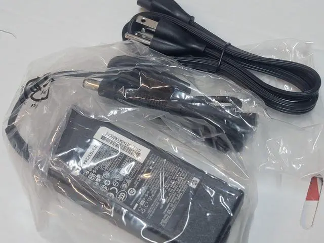 Main image of New HP 90W 7.4 mm barrel AC Adapter 609940-001