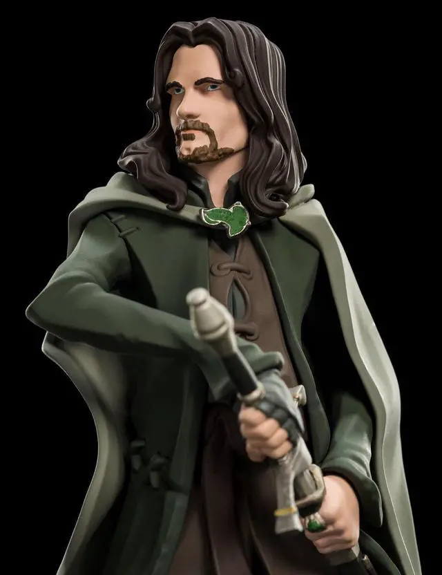 Alt view image 2 of 4 - Weta Workshop Collectibles Lord of The Rings Mini Epics Vinyl Aragon 12 cm Figures, Gray, Standard