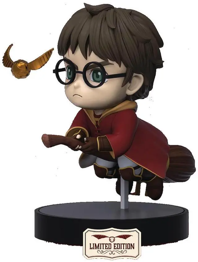 Main image of Beast Kingdom Harry Potter MEA-035 (Limited Edition Quidditch Version) Mini Egg Attack Figure, Multicolor