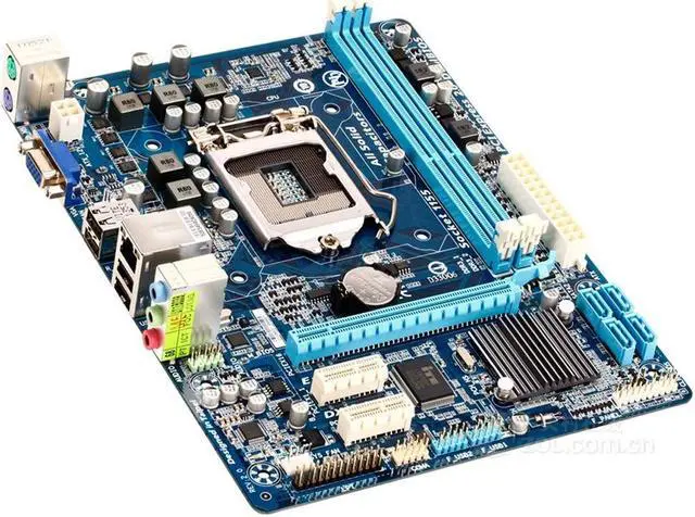 Alt view image 2 of 3 - GIGABYTE GA-H61M-DS2(rev.2.0) LGA 1155 Intel H61 DDR3 16GB Micro ATX
