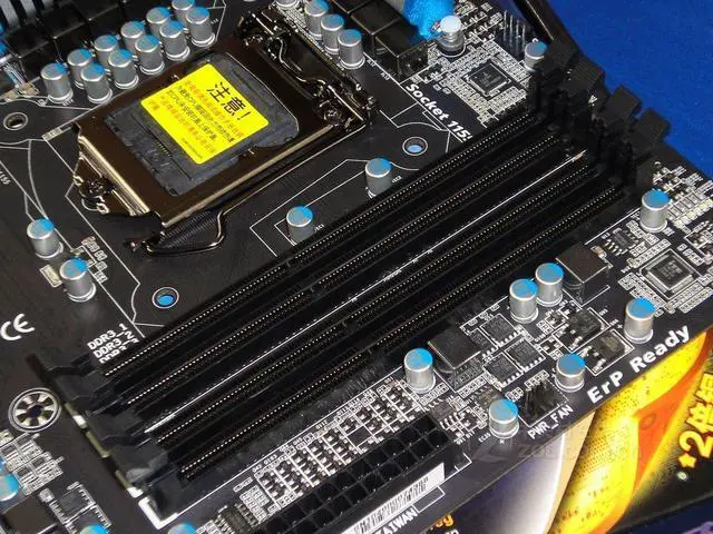 Alt view image 3 of 3 - GIGABYTE GA-P67A-UD3P LGA 1155 Intel P67 DDR3 32GB ATX