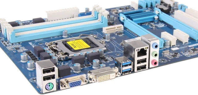 Alt view image 3 of 4 - GIGABYTE GA-B75-D3V LGA 1155 Intel B75 DDR3 32GB ATX
