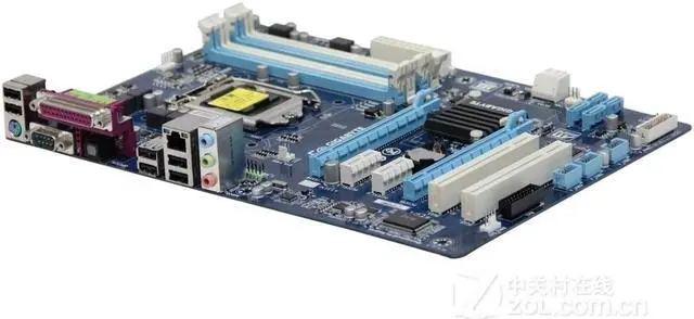 Alt view image 4 of 4 - GIGABYTE GA-P67-DS3-B3 LGA 1155 Intel P67 DDR3 32GB ATX