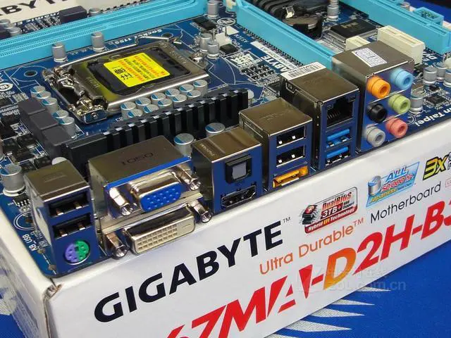 Alt view image 4 of 4 - GIGABYTE GA-H67MA-D2H-B3 LGA 1155 Intel H67 DDR3 16GB Micro ATX