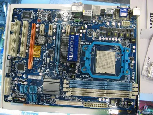 Alt view image 2 of 3 - GIGABYTE GA-MA785GT-UD3H(rev.1.0) Socket AM3 AMD 785G DDR3 16GB ATX