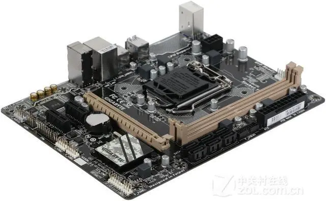 Alt view image 4 of 4 - GIGABYTE X150M-PLUS WS (rev.1.0) LGA 1151 Intel C232 DDR4 32GB Micro ATX