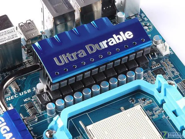 Alt view image 3 of 4 - GIGABYTE GA-790XTA-UD4 Socket AM3 AMD 790X DDR3 16GB ATX